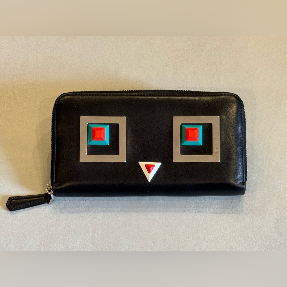 FENDI Hypnoteyes Continental Vitello Leather Zip Around Wallet